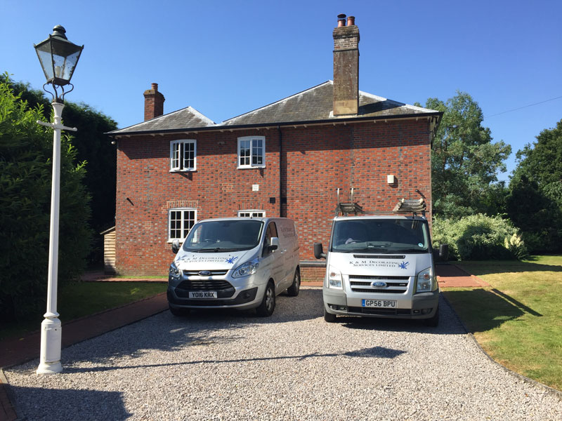 KandMDecoratingDialPostListedBuilding K and M Decorating